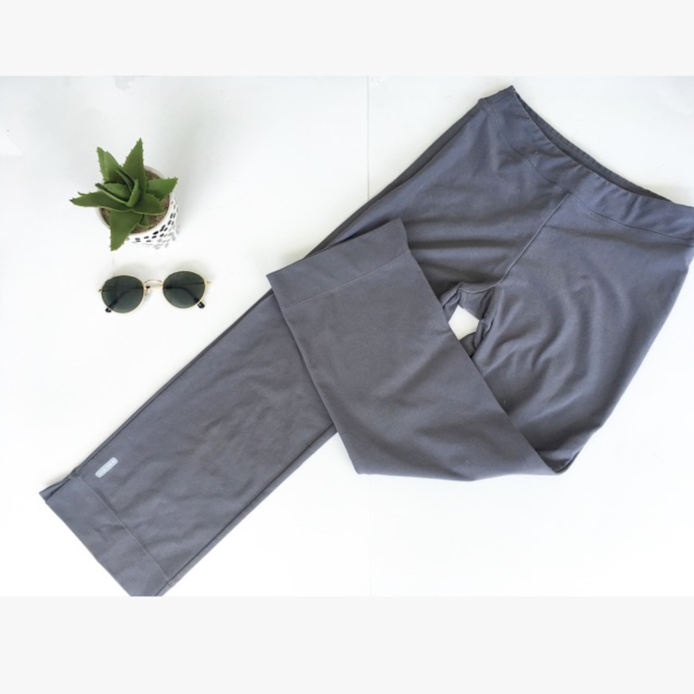 ADIDAS GREY CAPRI DRI FIT WORKOUT PANTS